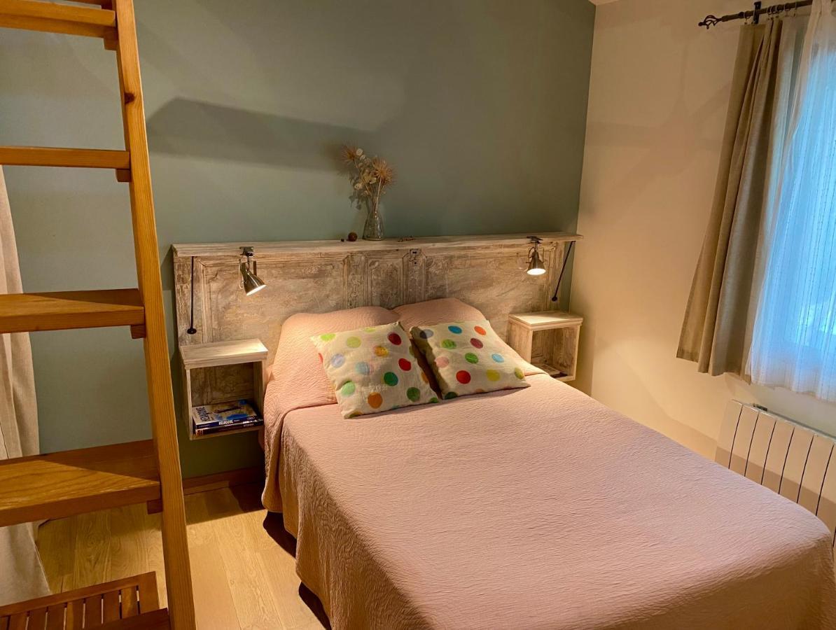 Cote Chenes Verts - Chambres D'Hotes Viols-en-Laval Luaran gambar