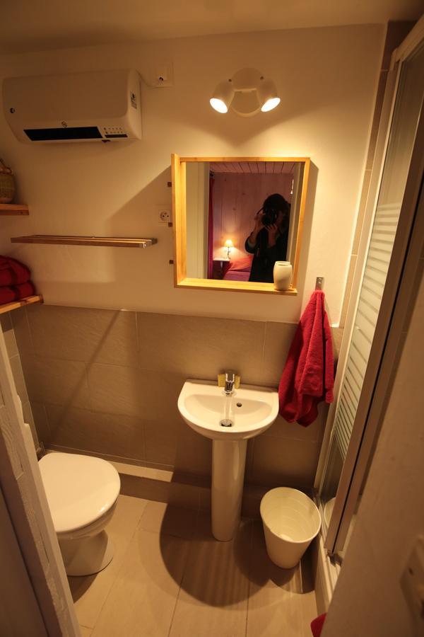 Cote Chenes Verts - Chambres D'Hotes Viols-en-Laval Luaran gambar